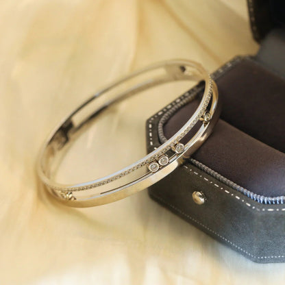 [Glow Muse]Move Romane Diamond Bangle Bracelet