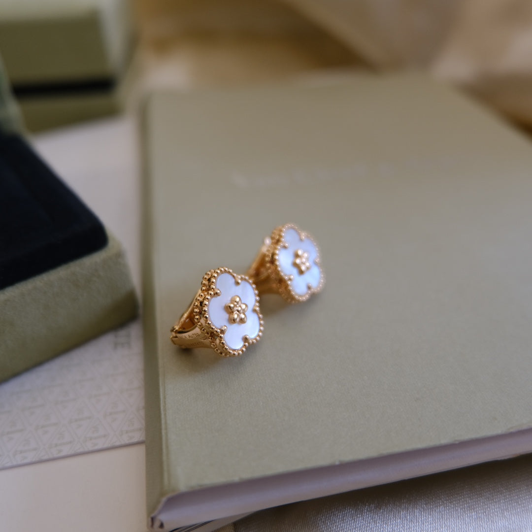 [Glow Muse]2026 NEW STYLE LUCKY SPRING EARRINGS