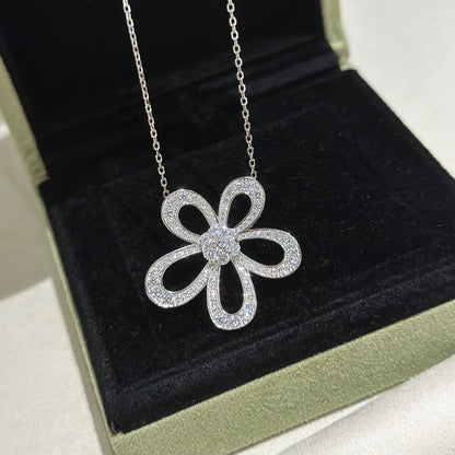[⭐Glow Musel]FLOWERLACE NECKLACE FULL DIAMONDS