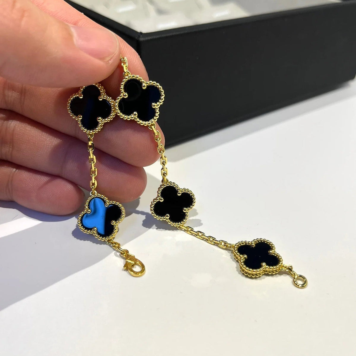 [⭐Glow Muse] CLOVER 5 MOTIF ONYXS BRACELET COLLECTION