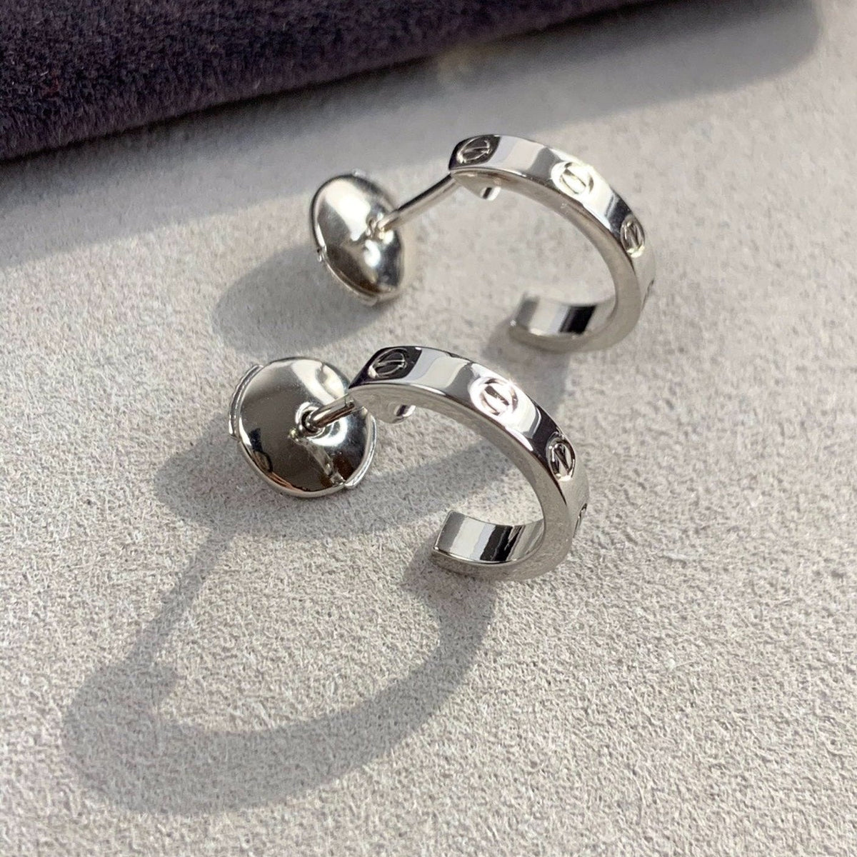 [Glow Muse]LOVE EARRINGS 2.65MM SILVER