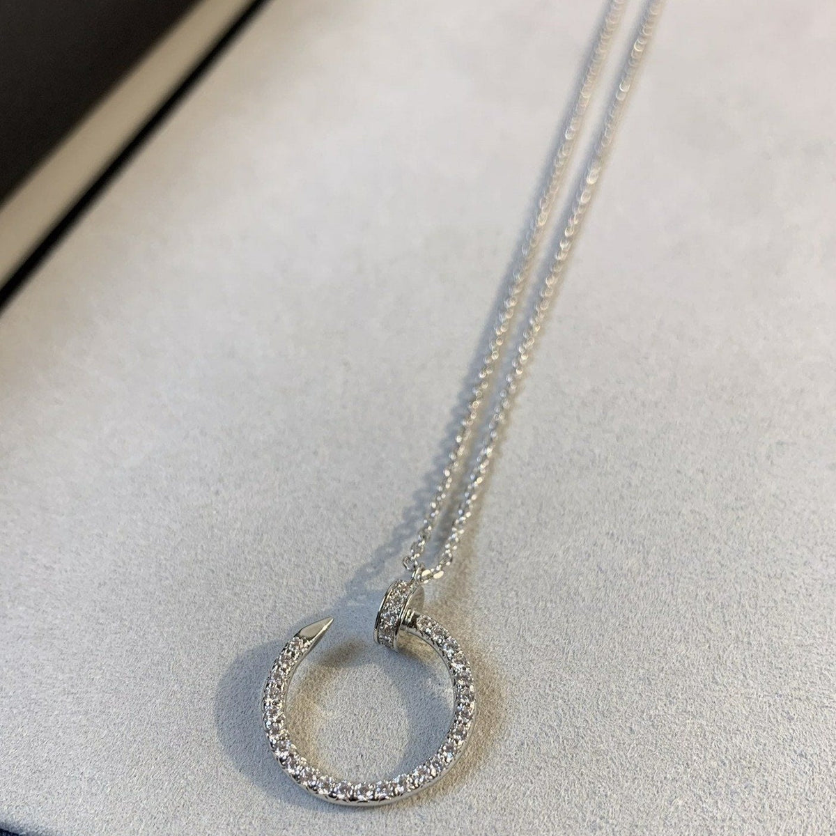 [Glow Muse]JUSTE NECKLACE SILVER DIAMONDS