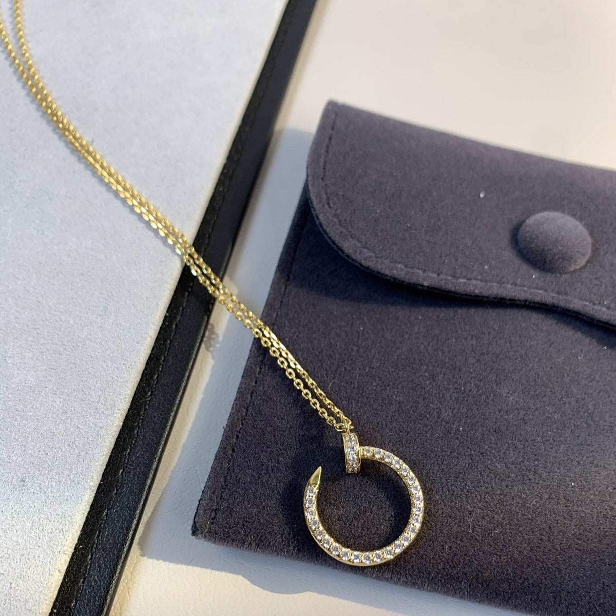 [Glow Muse]JUSTE NECKLACE GOLD DIAMONDS