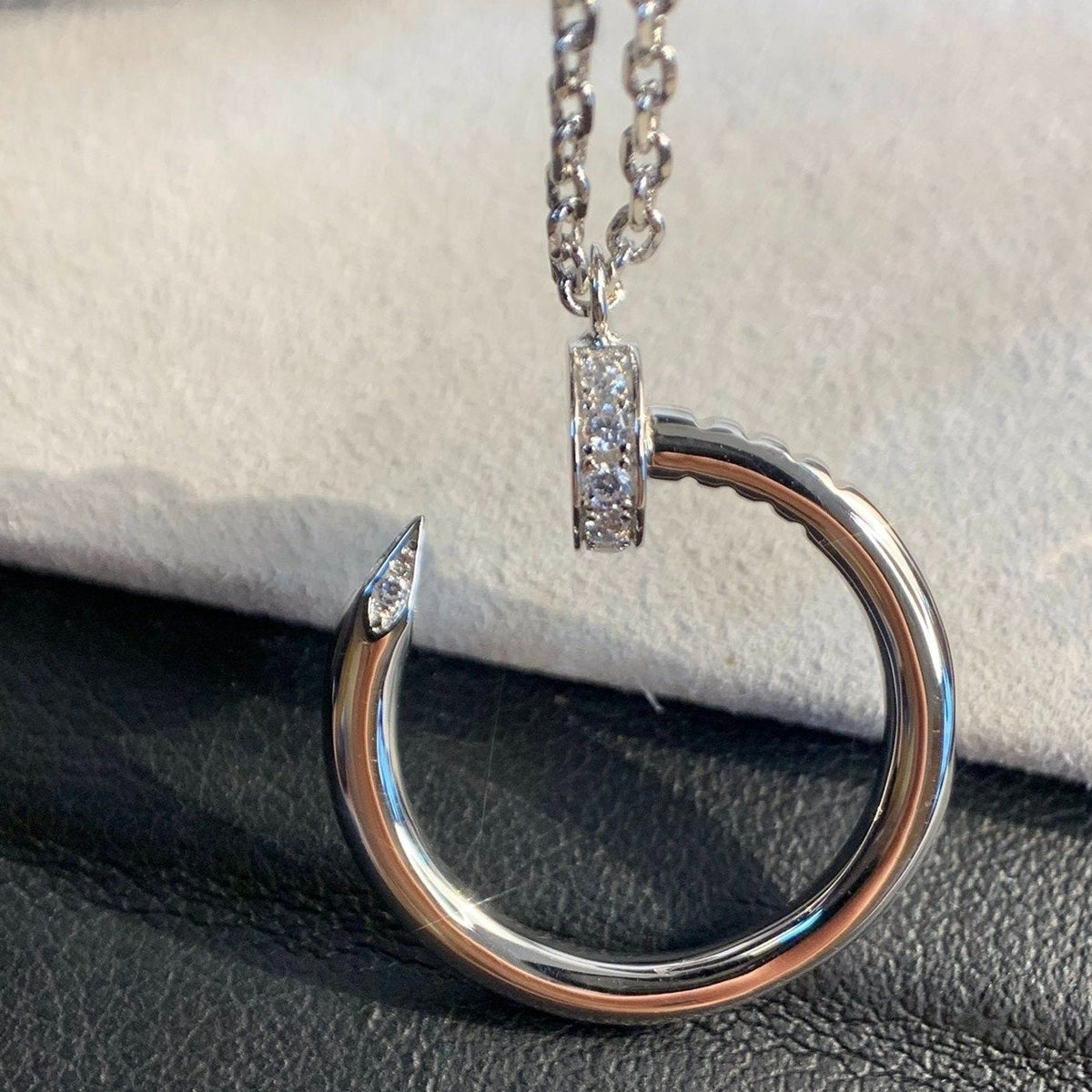 [Glow Muse]JUSTE NECKLACE SILVER