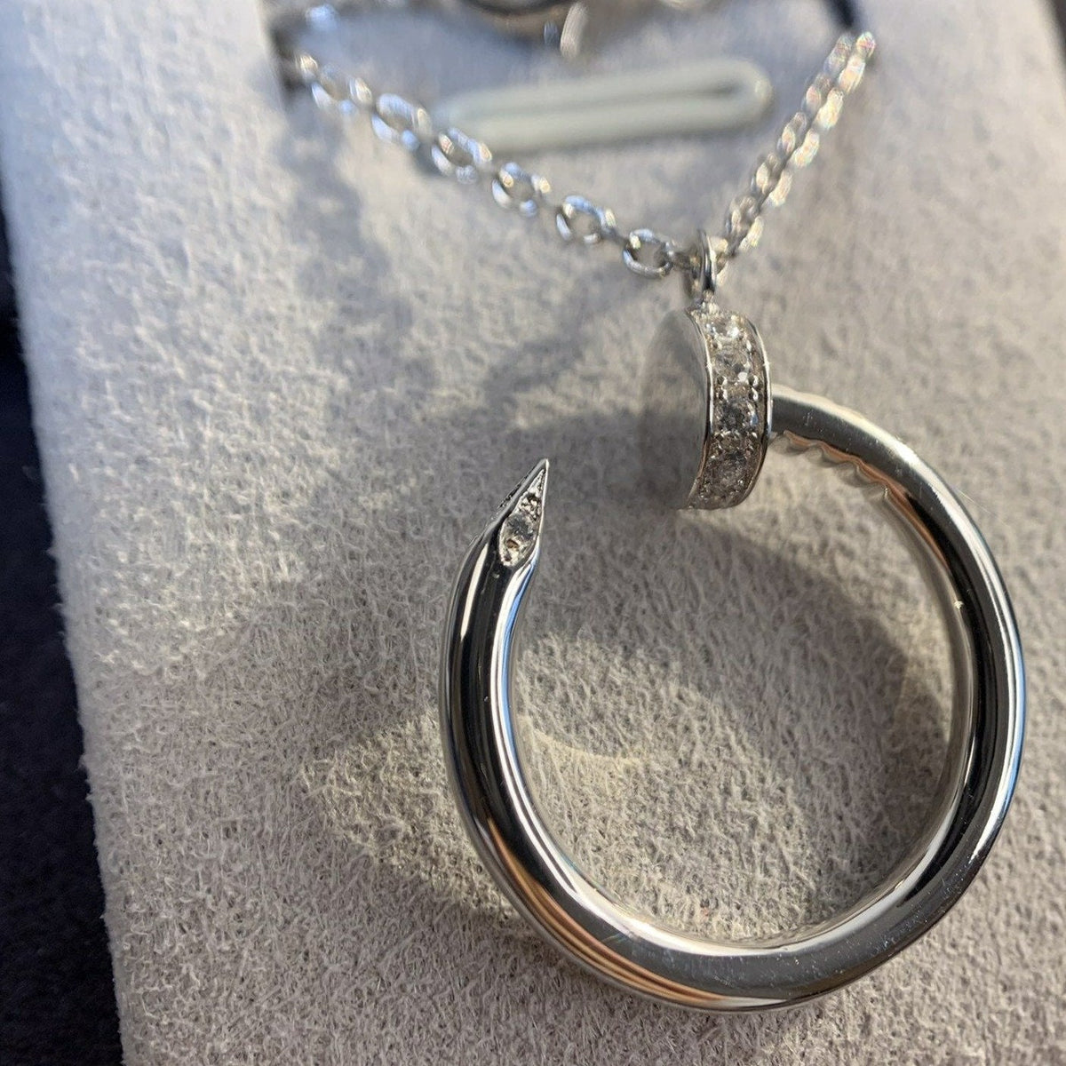 [Glow Muse]JUSTE NECKLACE SILVER