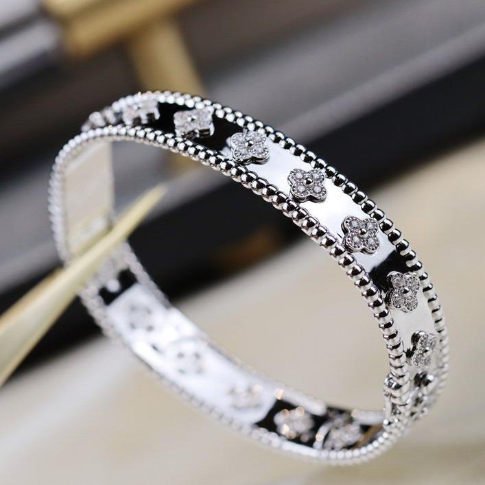 [Glow Muse]CLOVER BRACELET 8MM DIAMONDS