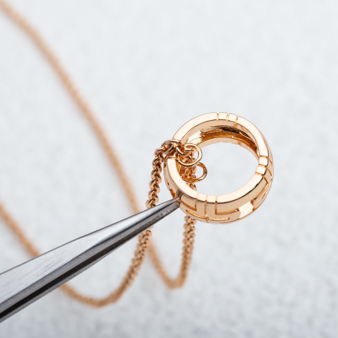 [Glow Muse]PARENTESI NECKLACE PINK GOLD