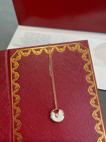 [Glow Muse]AMULETTE ROSE GOLD MOP NECKLACE
