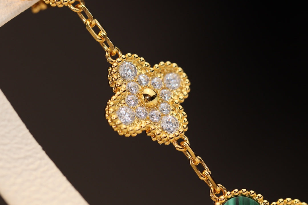 [Glow Muse]CLOVER EARRINGS GOLD MALACHITE DIAMOND 3 MOTIF