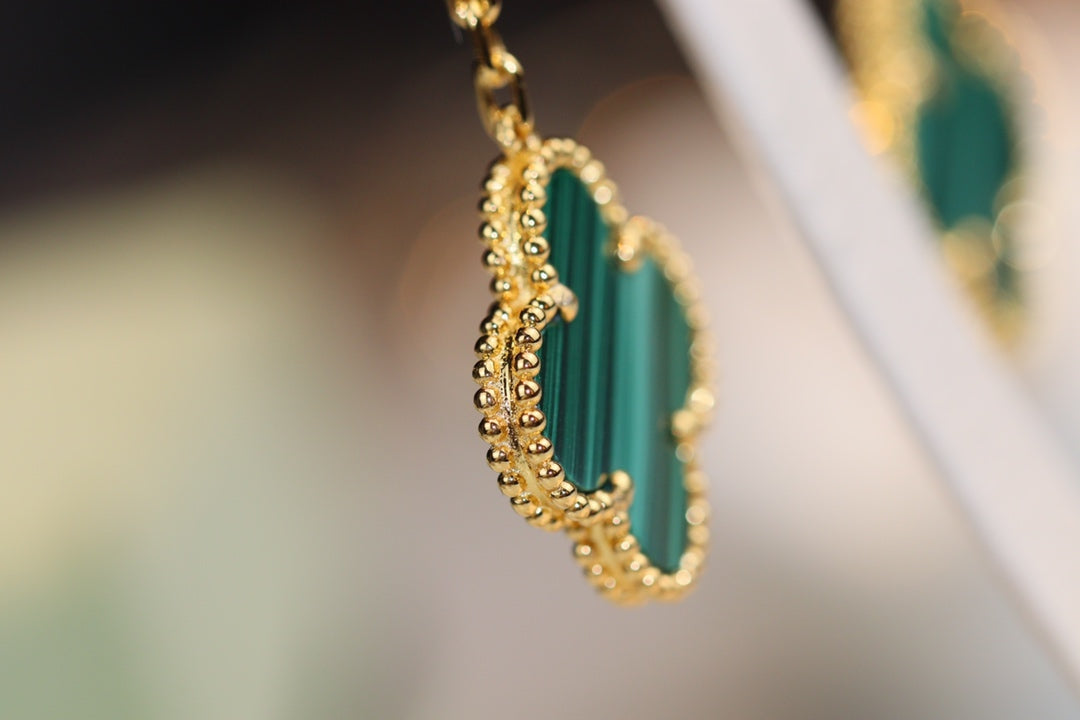 [Glow Muse]CLOVER EARRINGS GOLD MALACHITE DIAMOND 3 MOTIF
