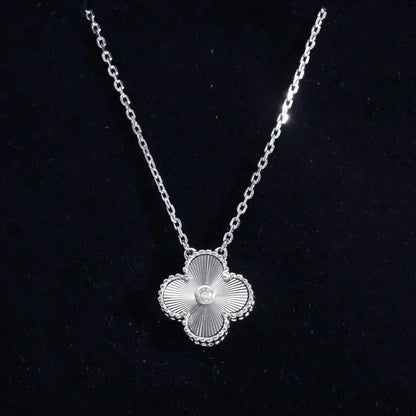 [Glow Muse]CLOVER  15MM DIAMOND LASER NECKLACE SILVER