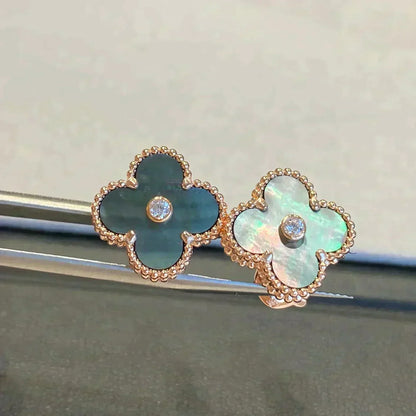 [Glow Muse]CLOVER MEDIUM 1 MOTIFS GRAY MOP  DIAMOND EARRINGS