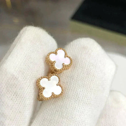 [Glow Muse]CLOVER MINI 9.5MM WHITE MOP EARRINGS