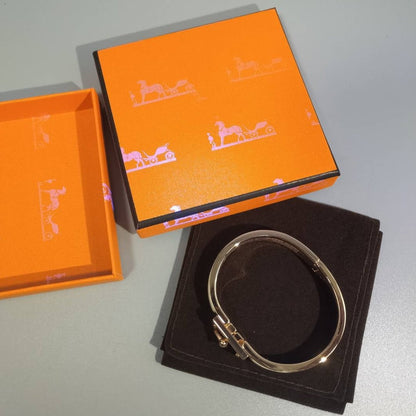 [Glow Muse]H ROUGE BRACELET