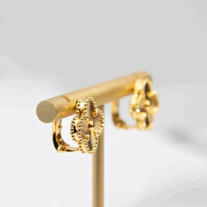 [Glow Muse]CLOVER MEDIUM 1 MOTIFS LASER EARRINGS