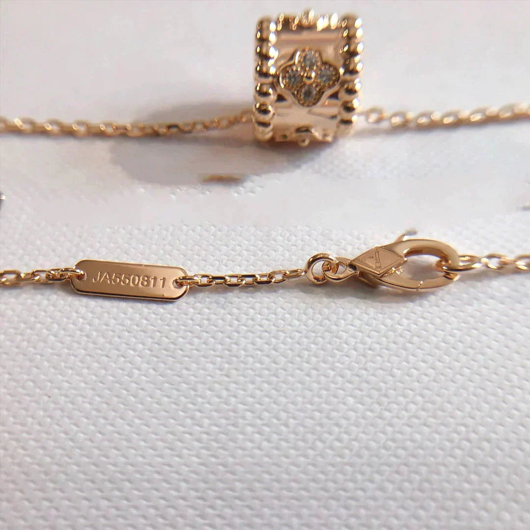 [Glow Muse]PERLEE PEDANT NECKLACE GOLD / ROSE GOLD