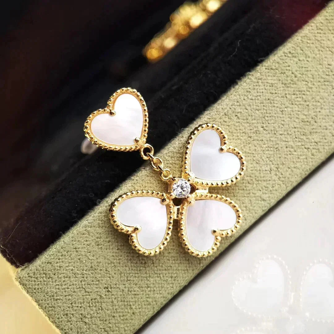 [Glow Muse]CLOVER SWEET WHITE MOP EARRINGS