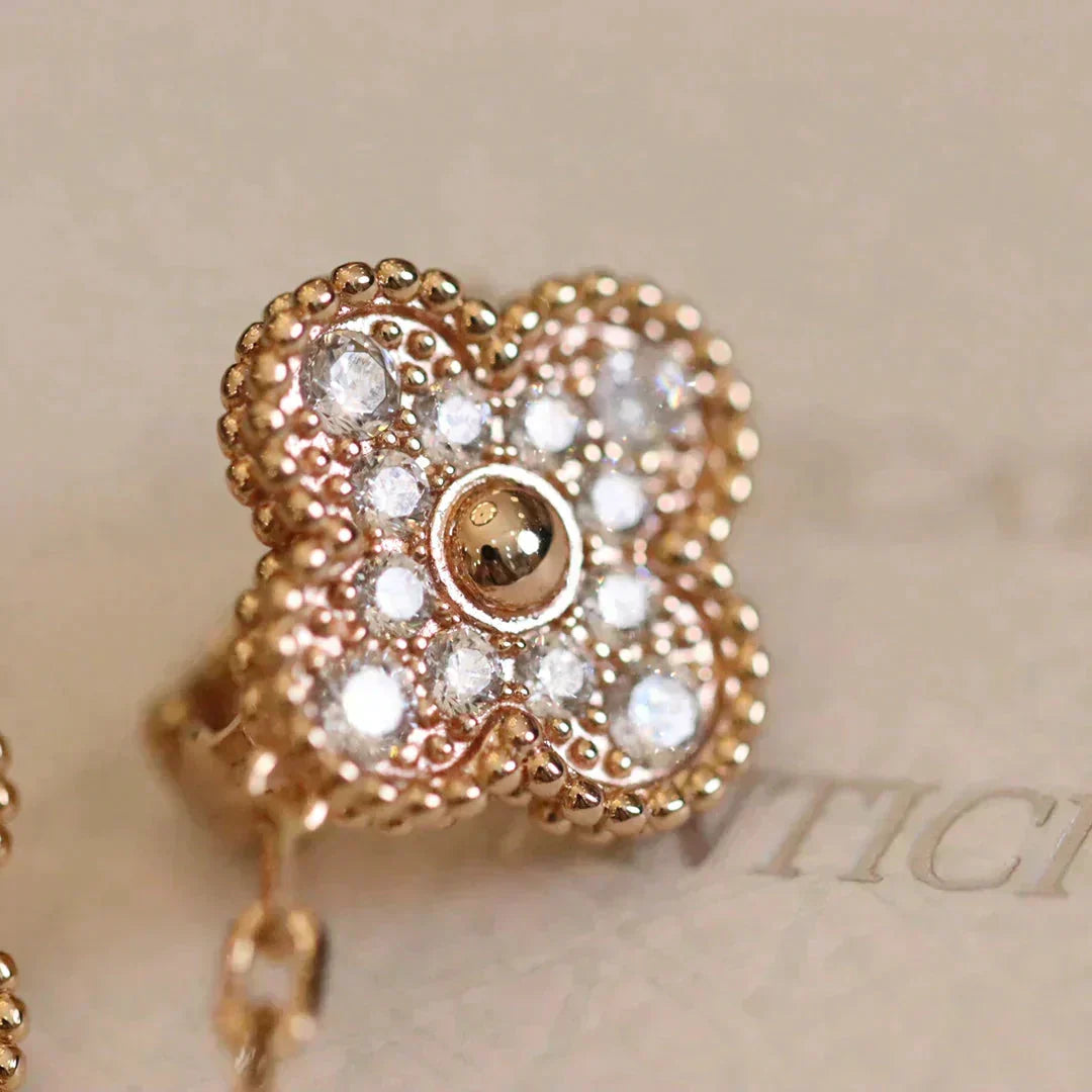 [Glow Muse]CLOVER MEDIUM 1 MOTIFS FUll DIAMOND EARRINGS