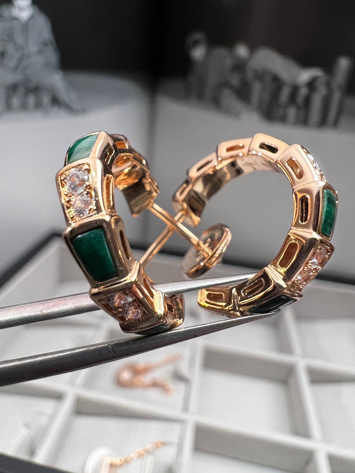 [Glow Muse]SERPENTI MALACHITE PINK GOLD EARRINGS