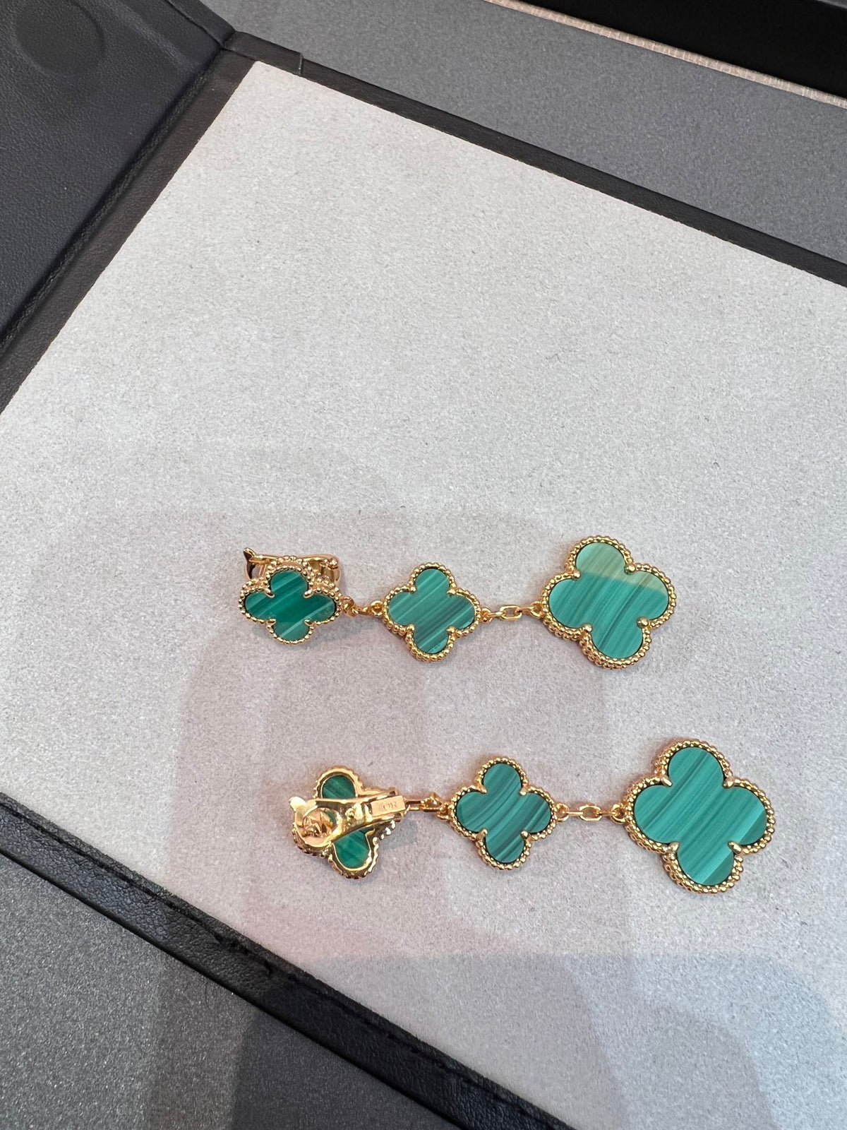 [Glow Muse]CLOVER MALACHITE 3 MOTIFS GOLD