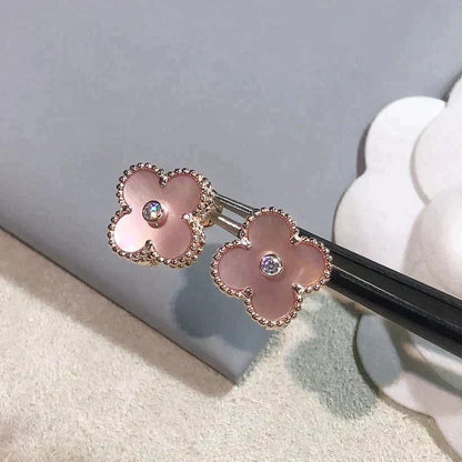 [Glow Muse]CLOVER MEDIUM 1 MOTIFS  PINK MOP DIAMOND EARRINGS