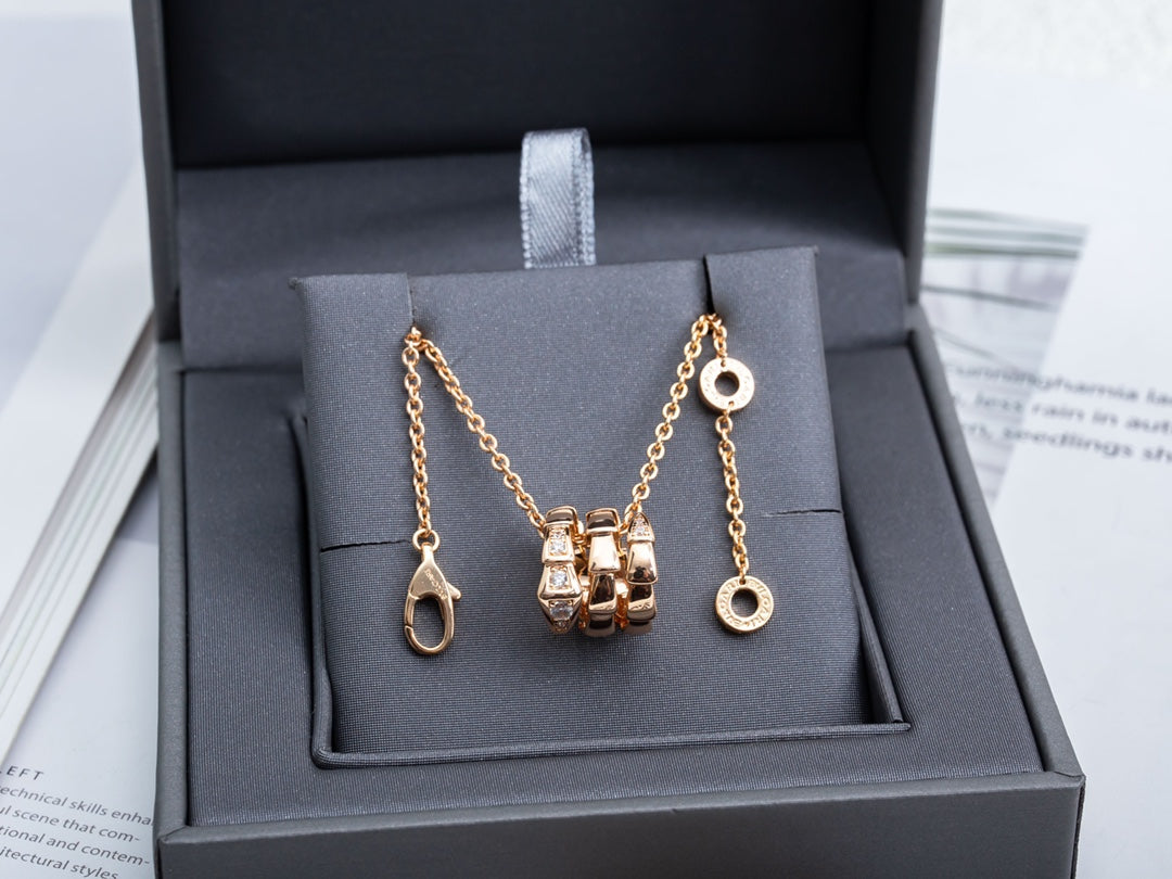 [Glow Muse]SERPENTI PINK GOLD NECKLACE DIAMOND