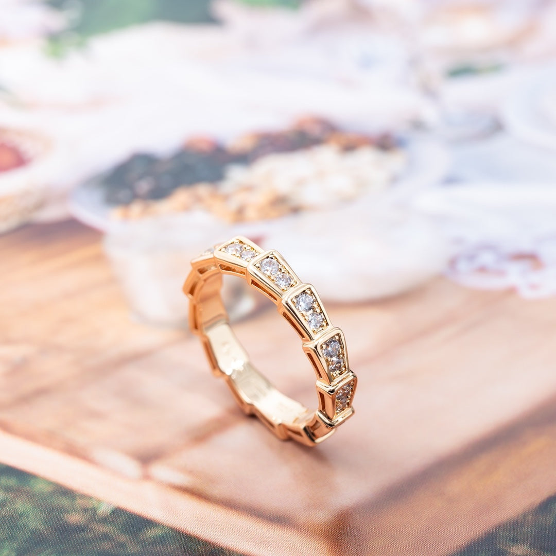 [Glow Muse]SERPENTI RING PINK GOLD DIAMOND PAVED 3MM