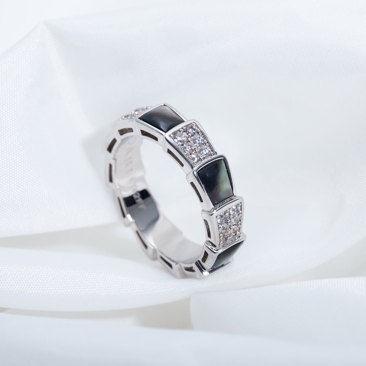 [Glow Muse]SERPENTI RING SILVER DIAMOND BLACK MOP 4MM