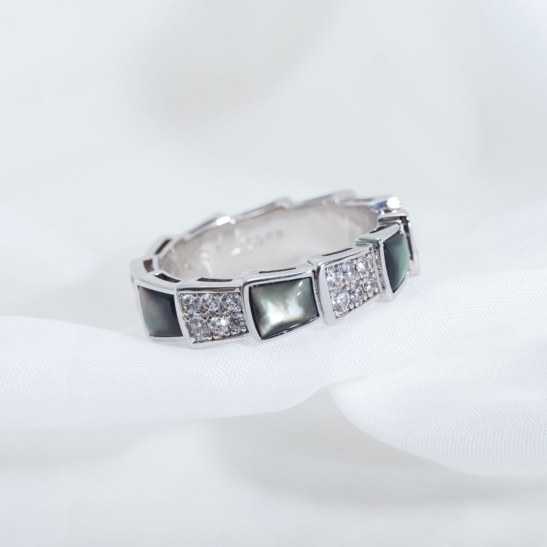 [Glow Muse]SERPENTI RING SILVER DIAMOND BLACK MOP 4MM