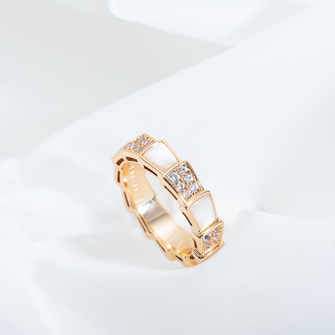 [Glow Muse]SERPENTI RING PINK GOLD MOP DIAMOND PAVED 4MM