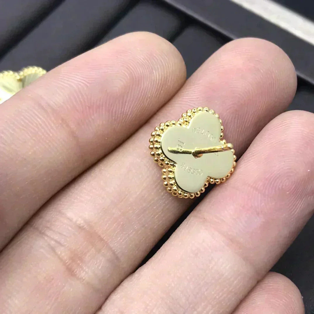 [Glow Muse]CLOVER MINI 9.5MM LASER EARRINGS