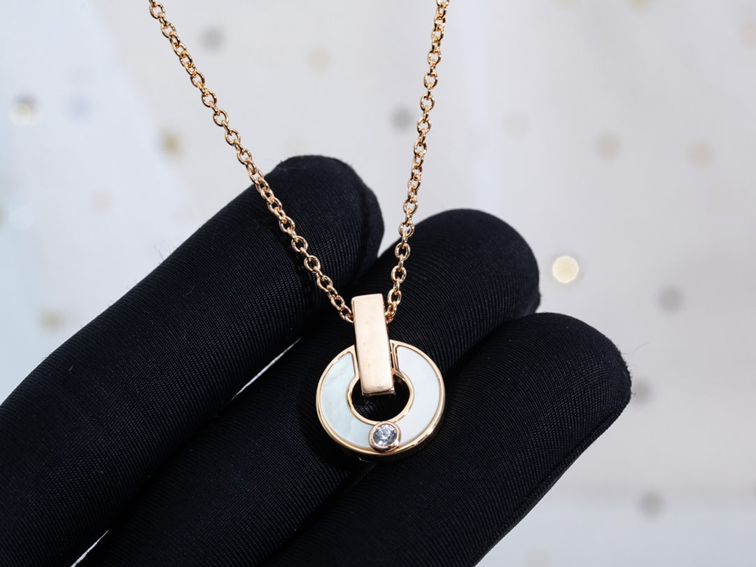 [Glow Muse]GARI NECKLACE PINK GOLD MOP