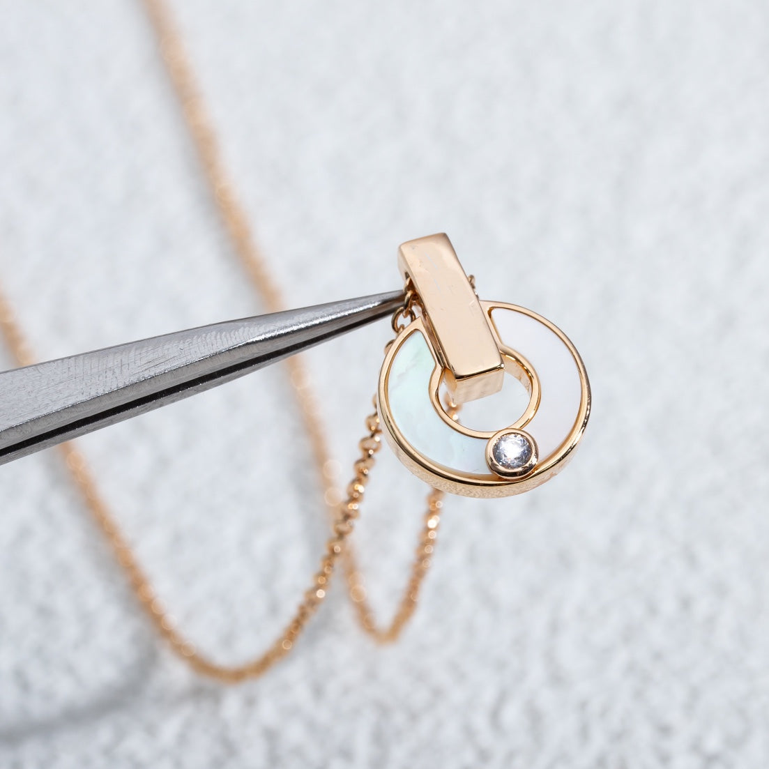 [Glow Muse]GARI NECKLACE PINK GOLD MOP