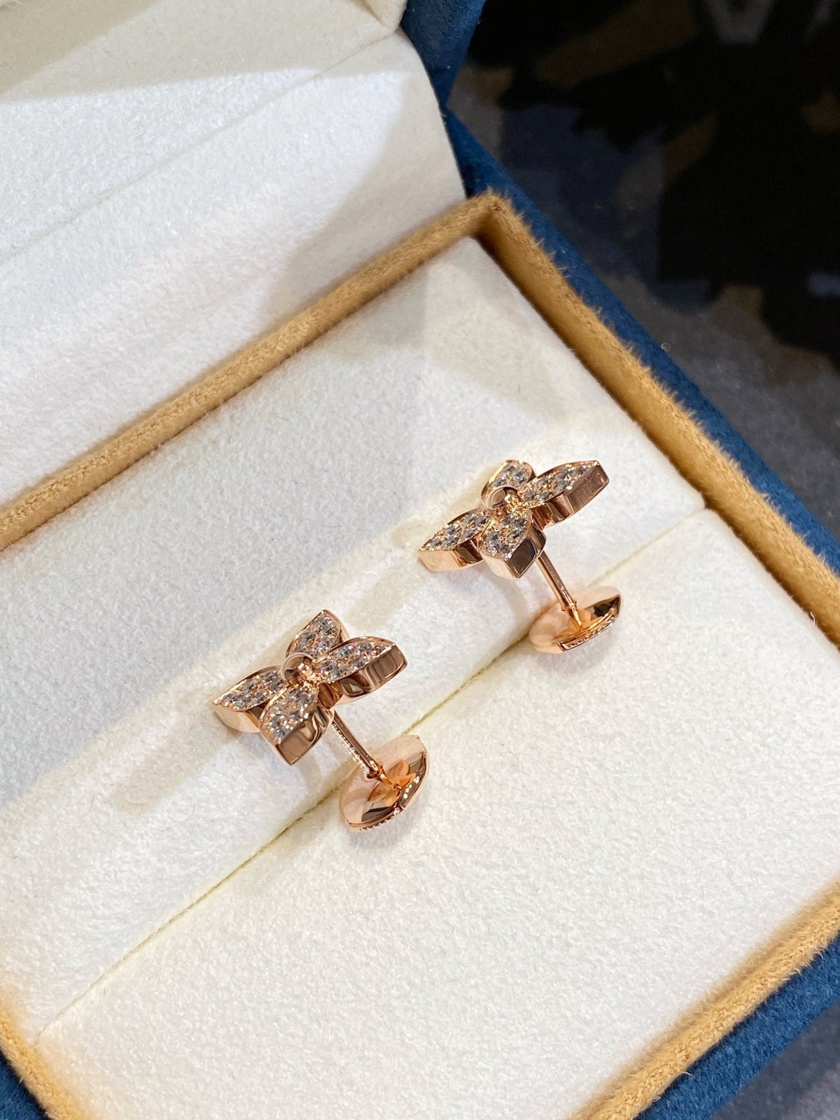 [Glow Muse]STAR DIAMOND EARRINGS