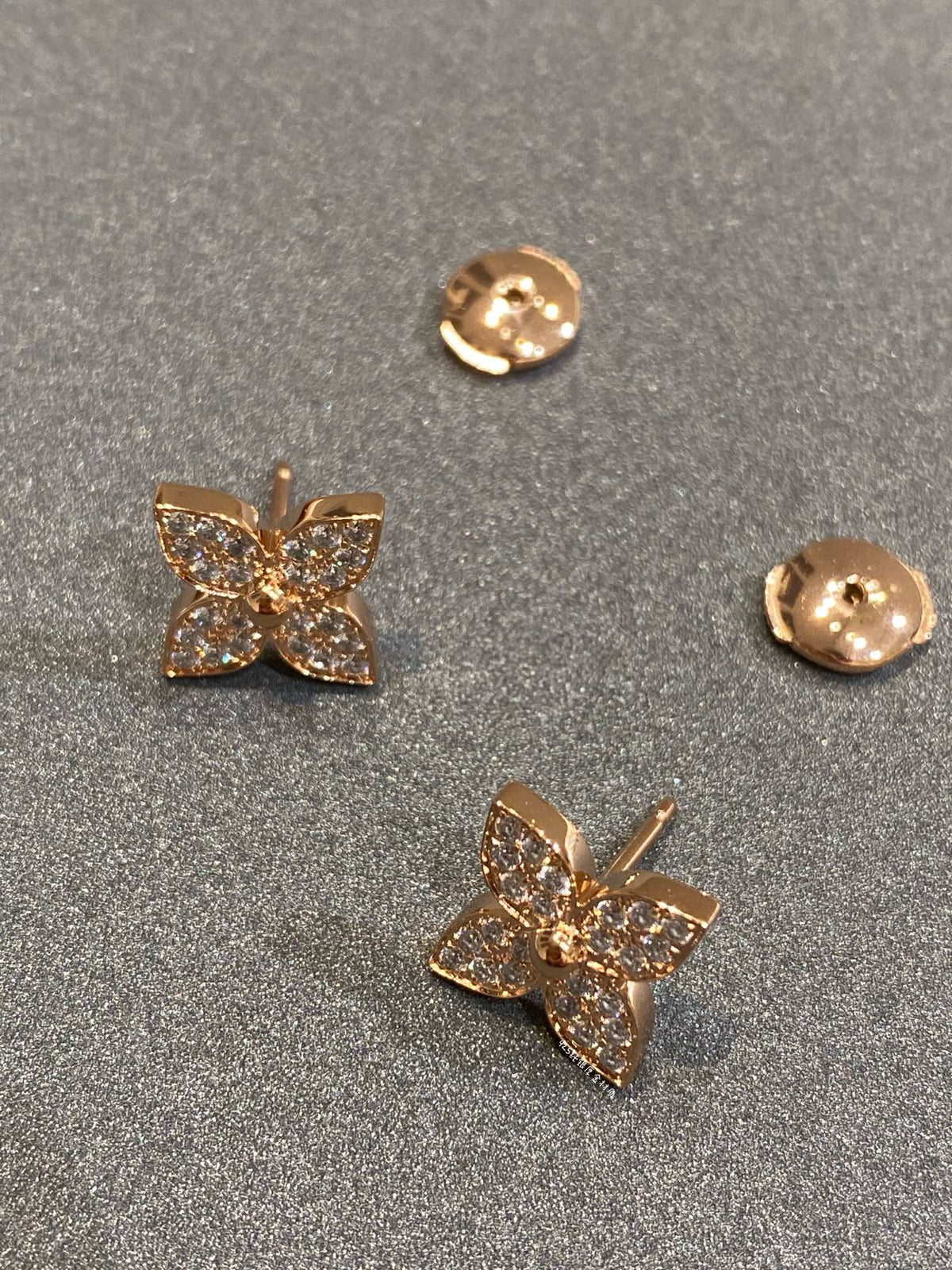 [Glow Muse]STAR DIAMOND EARRINGS