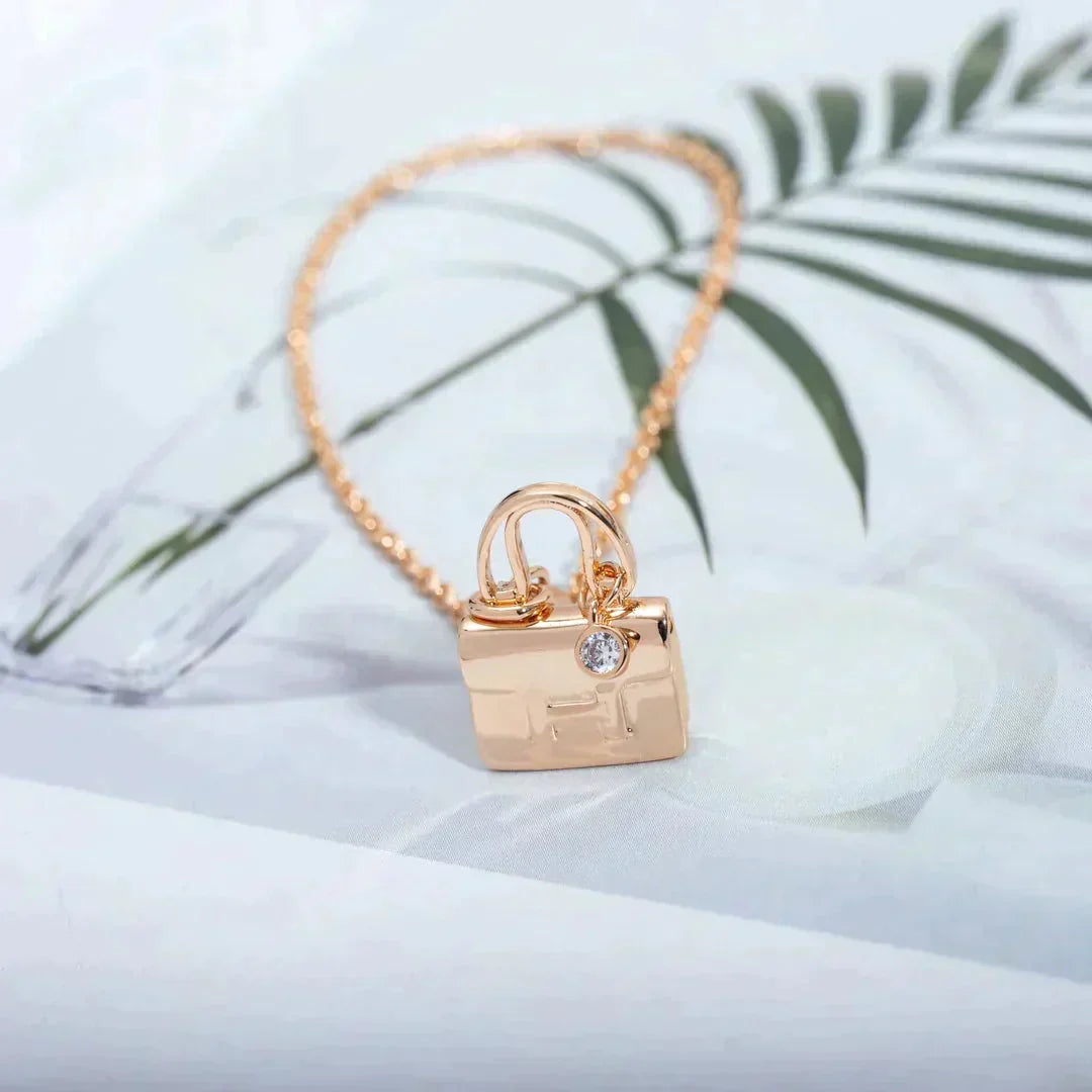 [Glow Muse]AMULETTE PEDANT ROSE GOLD NECKLACE