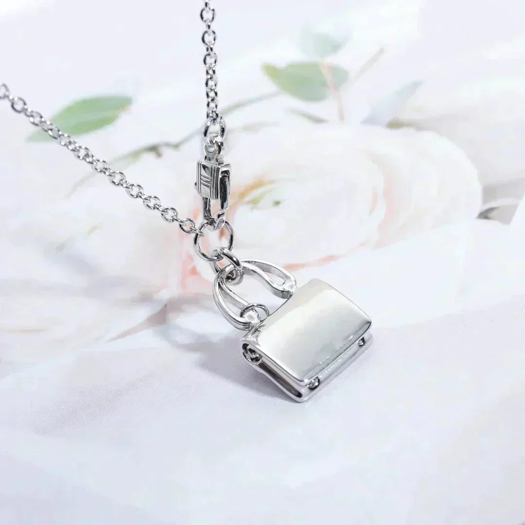 [Glow Muse]AMULETTE PEDANT SILVER NECKLACE