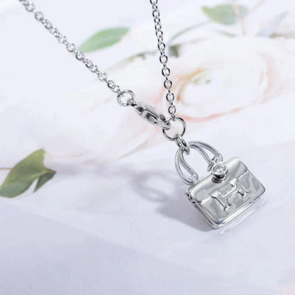 [Glow Muse]AMULETTE PEDANT SILVER NECKLACE