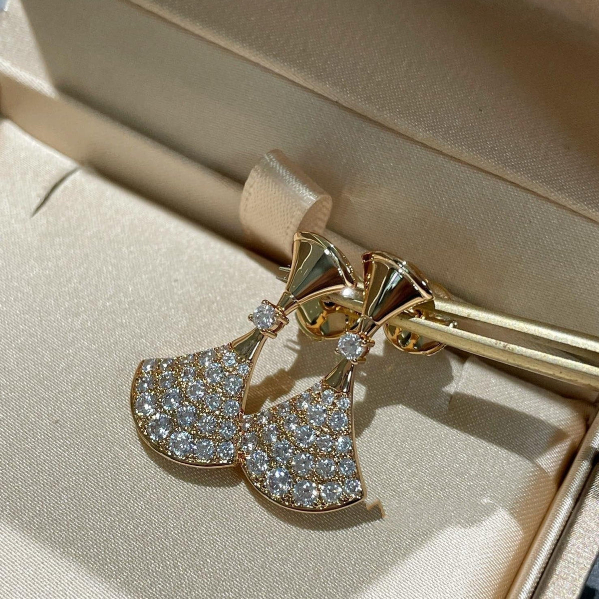 [Glow Muse]DREAM EARRINGS DIAMOND