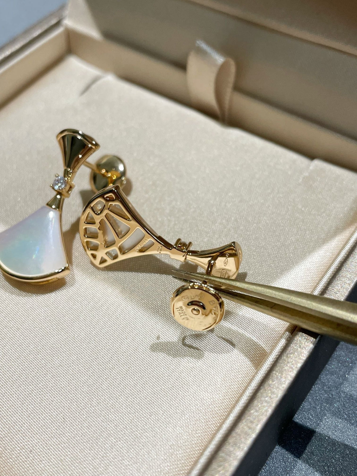 [Glow Muse]DREAM MOP 1 DIAMOND EARRINGS