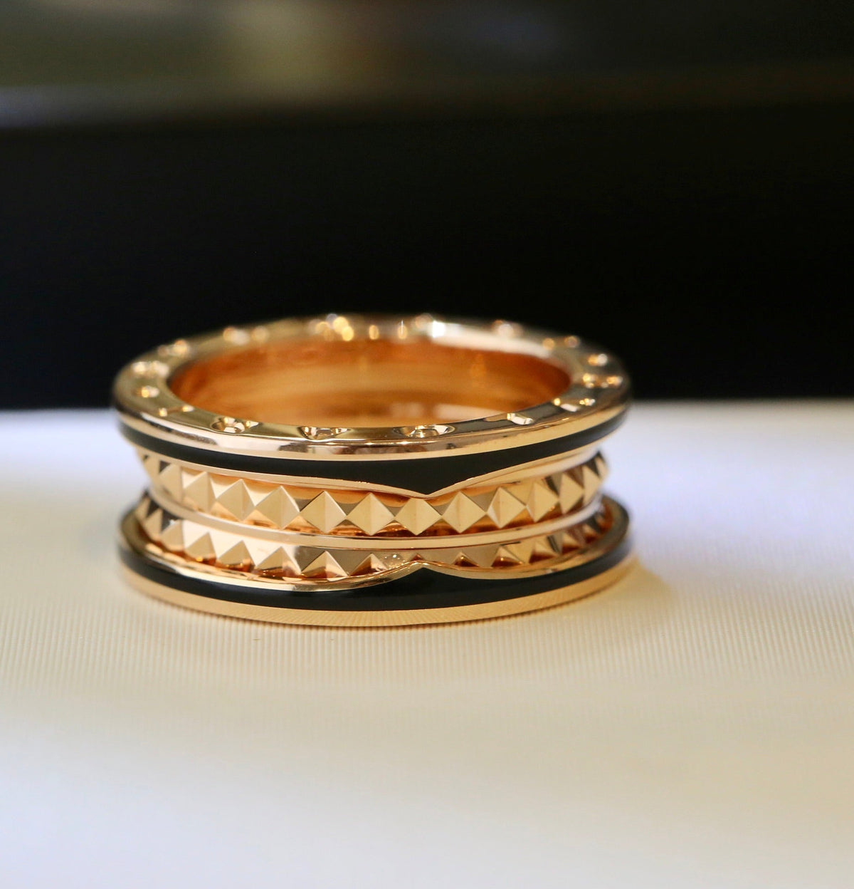 [Glow Muse]ZERO 1 PINK GOLD BLACK CERAMIC RING