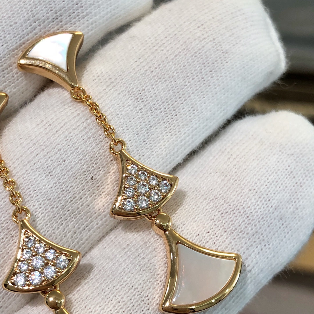 [Glow Muse]DREAM EARRINGS 3 MOTIFS DIAMOND MOP PINK GOLD