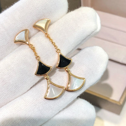 [Glow Muse]DREAM EARRINGS 3 MOTIFS ONYX MOP PINK GOLD