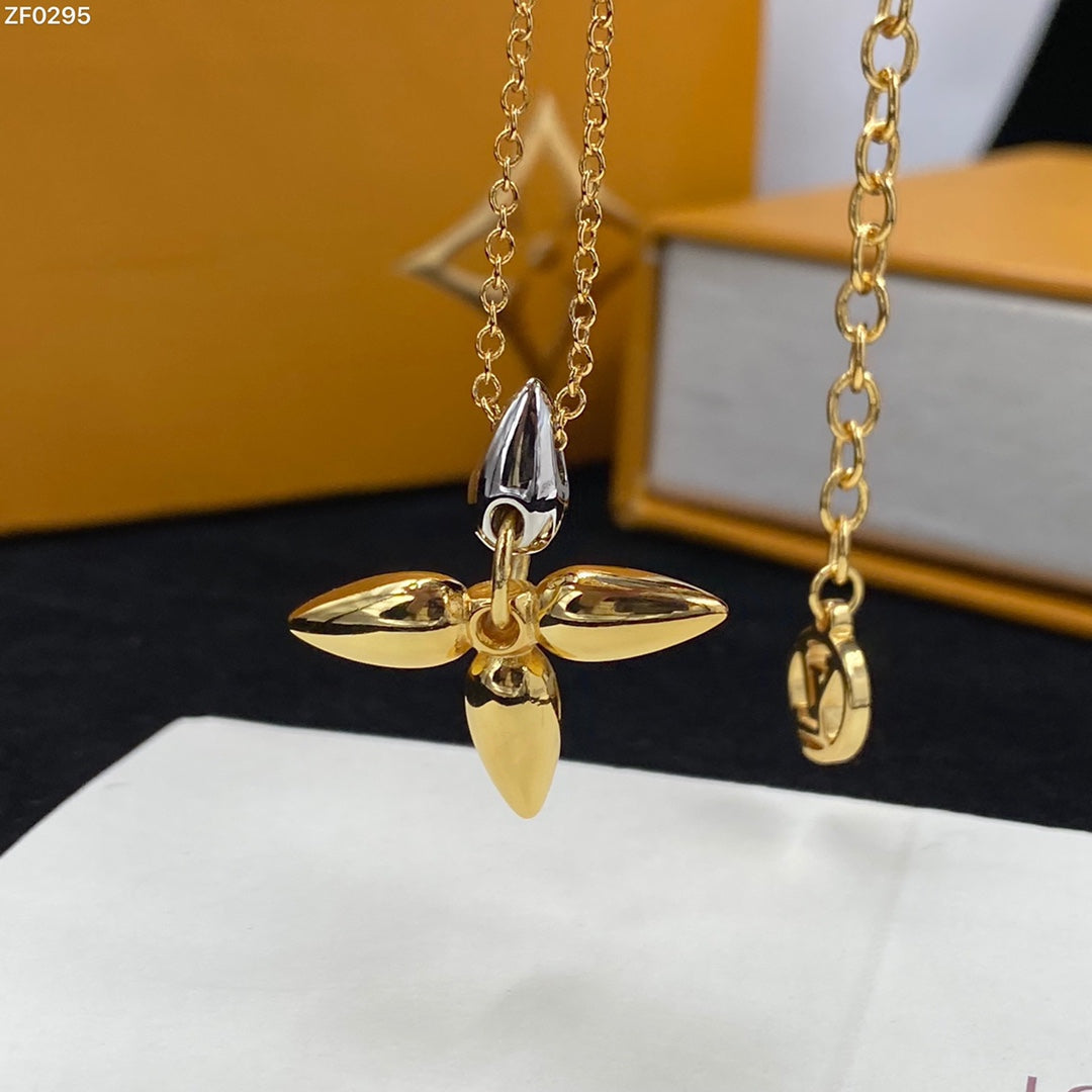 [Glow Muse]LOUISETTE PEDANT GOLD NECKLACE