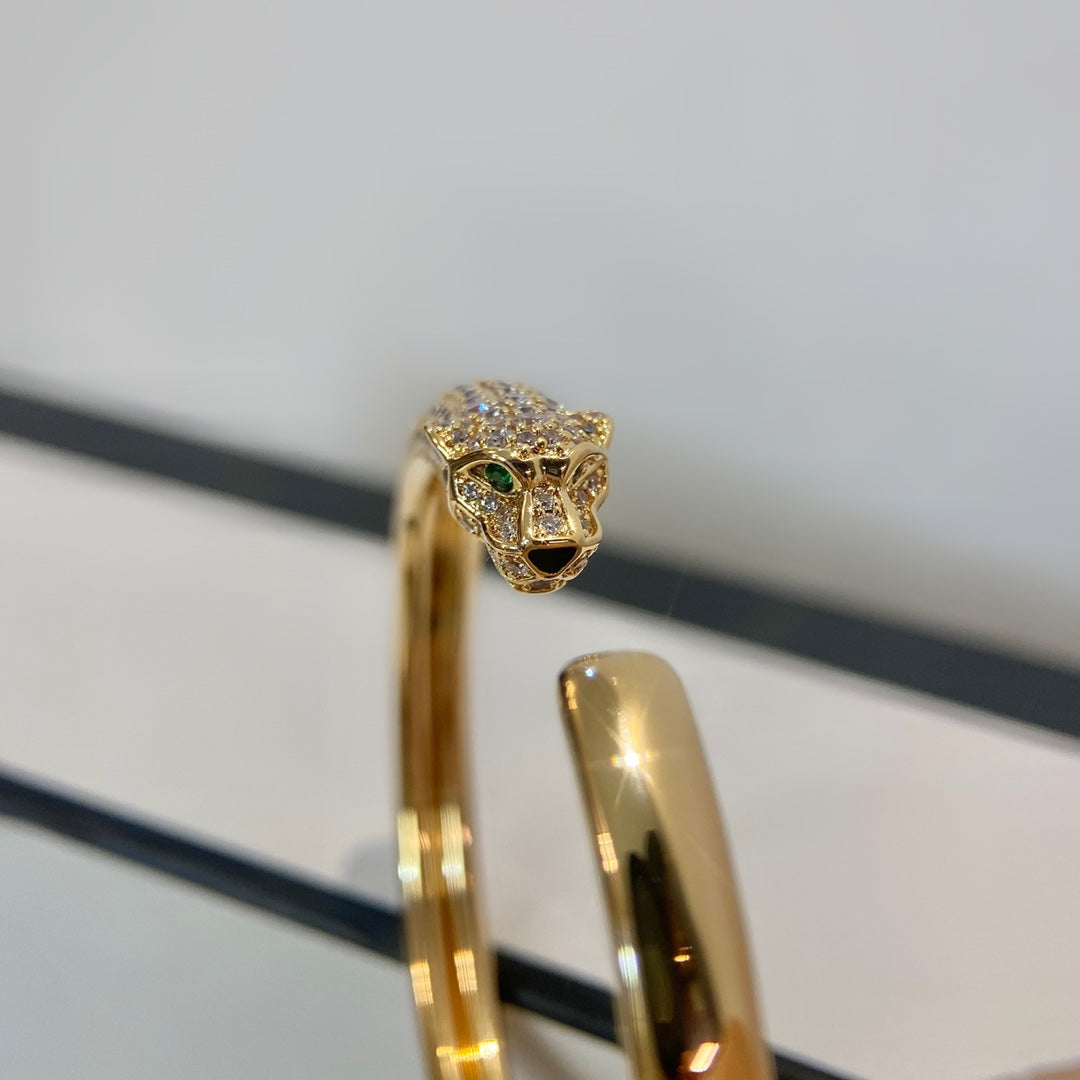 [Glow Muse]PANTHERE GOLD DIAMOND OPEN BRACELET