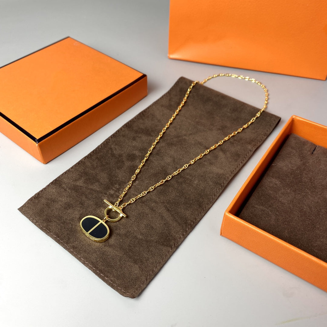 [Glow Muse]CHAINE VERSO BLACK CERAMIC NECKLACE