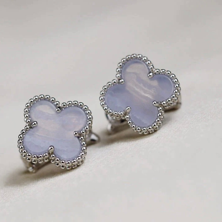 [Glow Muse]CLOVER MEDIUM 1 MOTIFS  WHITE MOP EARRINGS SILVER