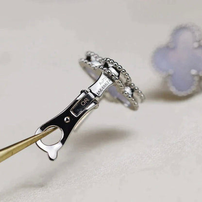 [Glow Muse]CLOVER MEDIUM 1 MOTIFS  WHITE MOP EARRINGS SILVER