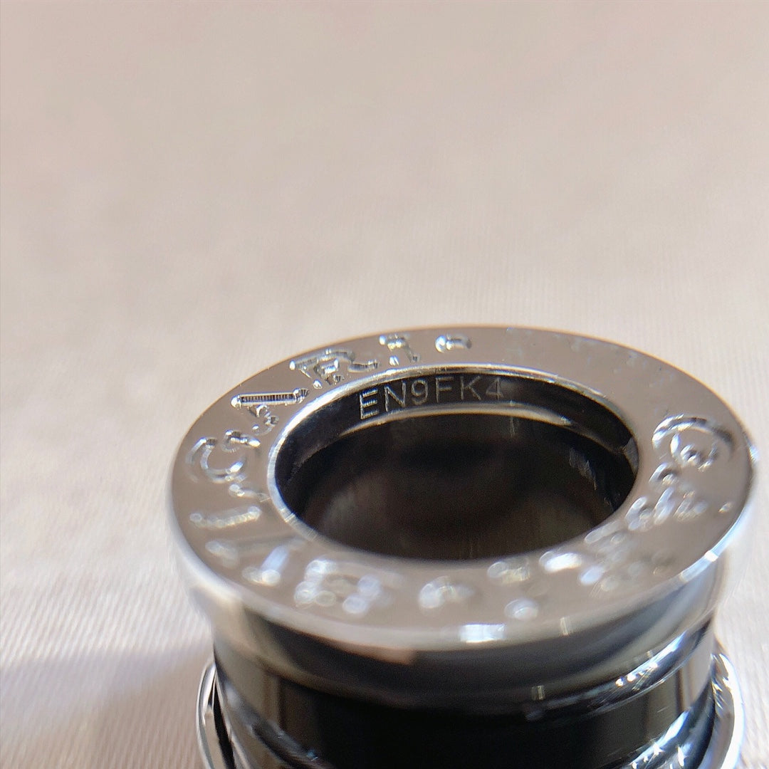 [Glow Muse]ZERO 1 BLACK CERAMIC SILVER NECKLACE