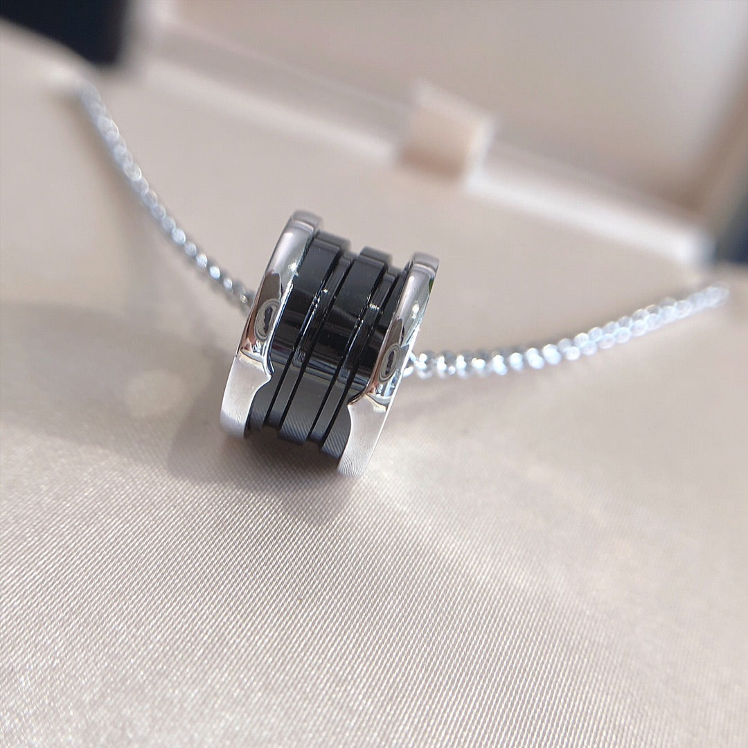 [Glow Muse]ZERO 1 BLACK CERAMIC SILVER NECKLACE